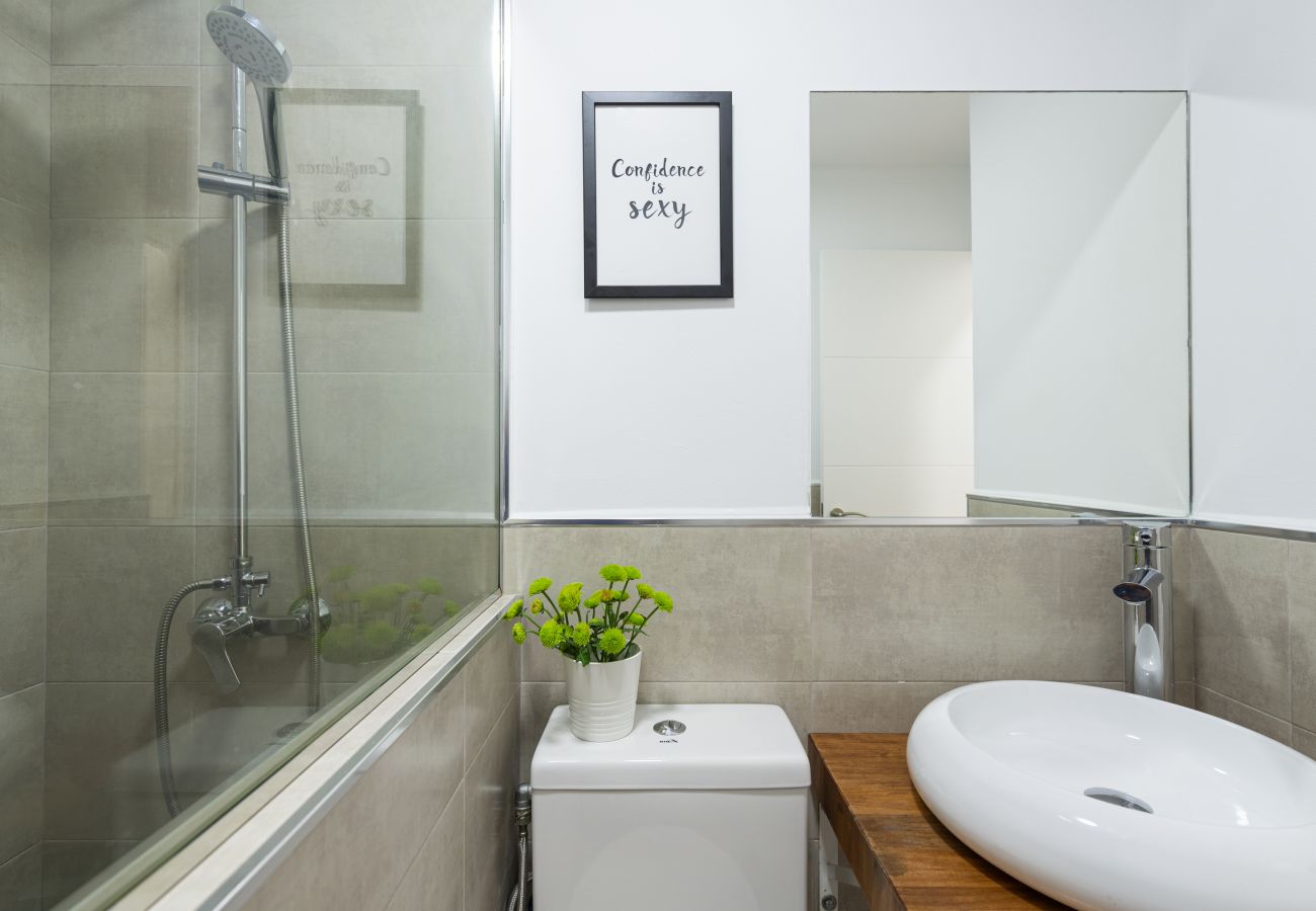Apartamento en Las Palmas de Gran Canaria - Beach Accommodation Las Canteras (1B) Apartamento en Las Palmas de Gran Canaria - Beach Accommodation Las Canteras (1B)