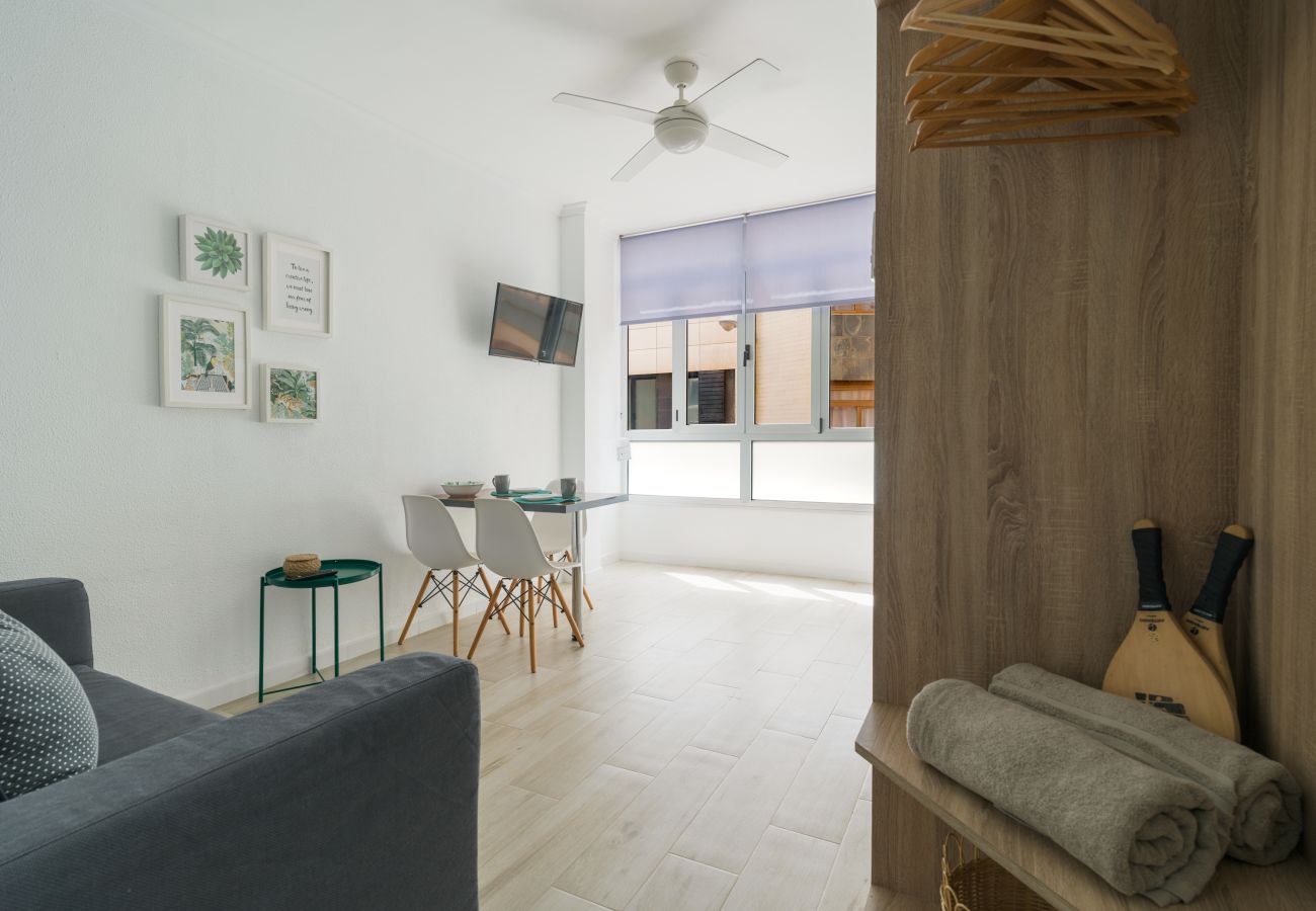 Apartamento en Las Palmas de Gran Canaria - Beach Accommodation Las Canteras (1B) Apartamento en Las Palmas de Gran Canaria - Beach Accommodation Las Canteras (1B)