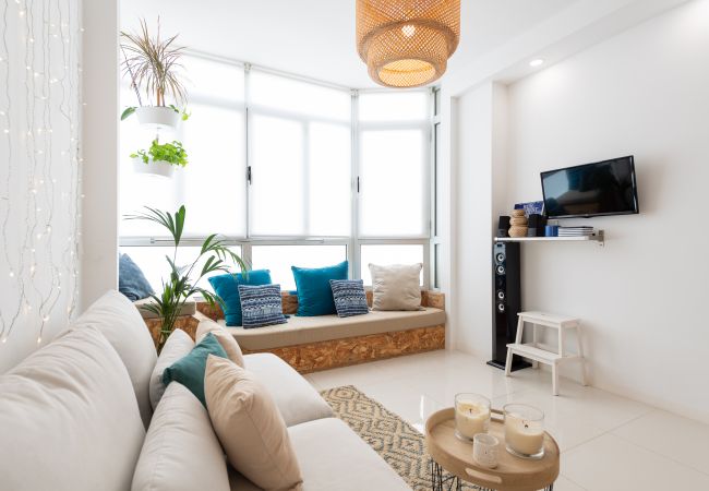 Apartment in Las Palmas de Gran Canaria - Minimalist Accommodation by the Beach Apartment in Las Palmas de Gran Canaria - Minimalist Accommodation by the Beach