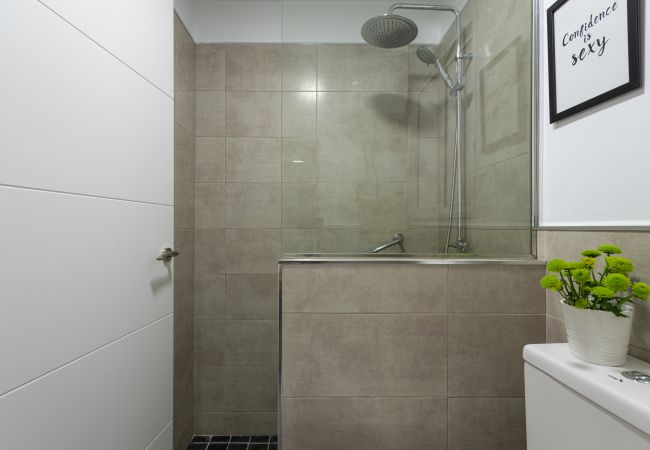 Apartment in Las Palmas de Gran Canaria - Beach Accommodation Las Canteras (2D) Eclipse Apartment in Las Palmas de Gran Canaria - Beach Accommodation Las Canteras (2D) Eclipse
