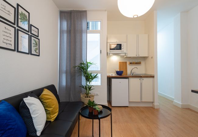 Apartment in Las Palmas de Gran Canaria - Beach Accommodation Las Canteras (2D) Eclipse Apartment in Las Palmas de Gran Canaria - Beach Accommodation Las Canteras (2D) Eclipse