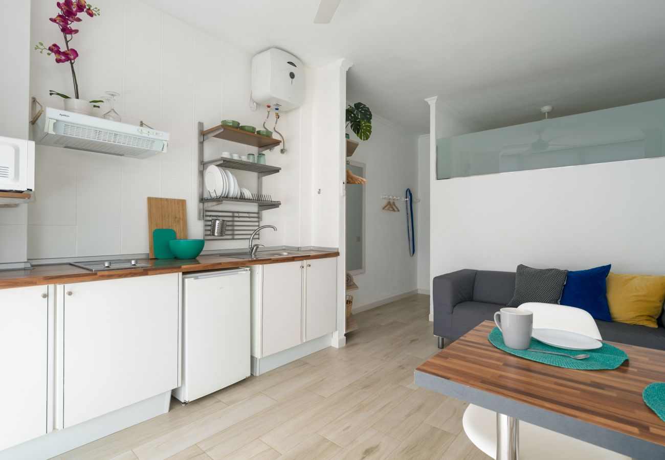 Apartment in Las Palmas de Gran Canaria - Beach Accommodation Las Canteras (1B) Apartment in Las Palmas de Gran Canaria - Beach Accommodation Las Canteras (1B)